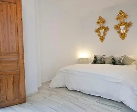 Apartment Almirante Hoyos Seville
